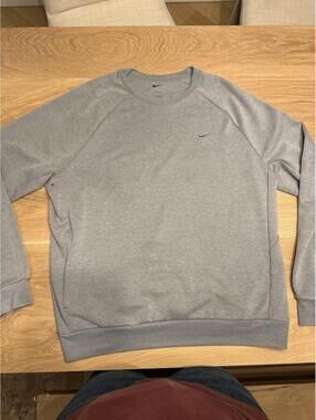 Nike Pro Men's Dri-FIT Slim Fit Training Top - Smoke Grey - Size Large- NWOT